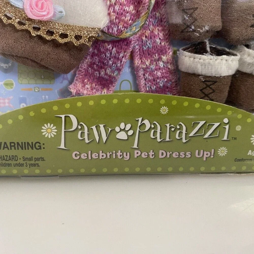 Rare Retired Paw Parazzi Celebrity‎ Pet Dress Up Winter Holiday Clothes Set NEW